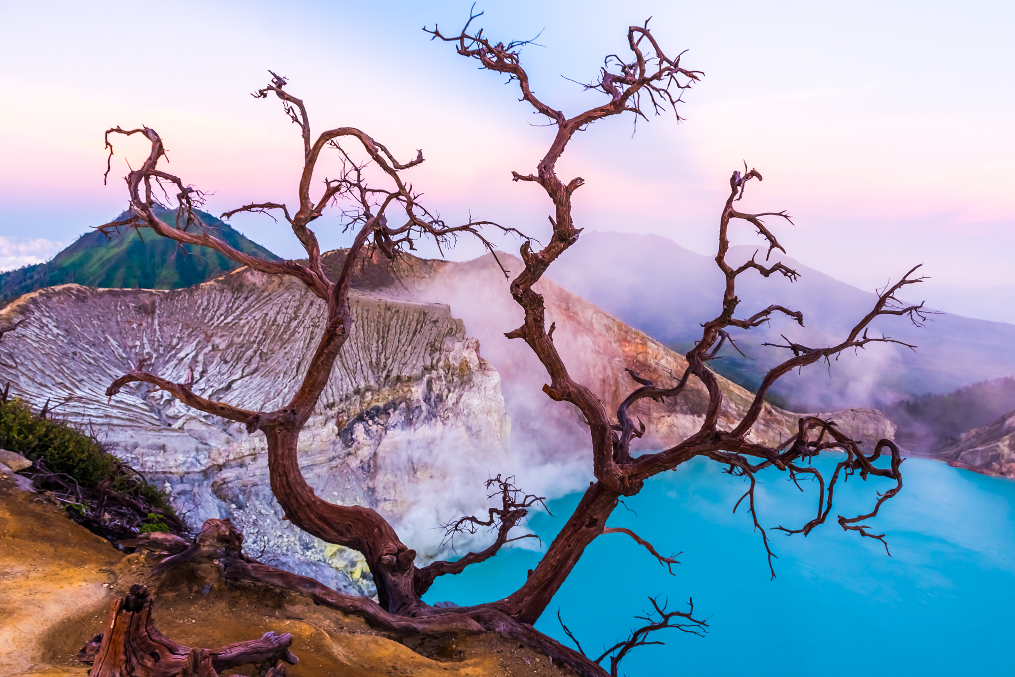 Fotoreport: Sirné doly sopky Kawah Ijel