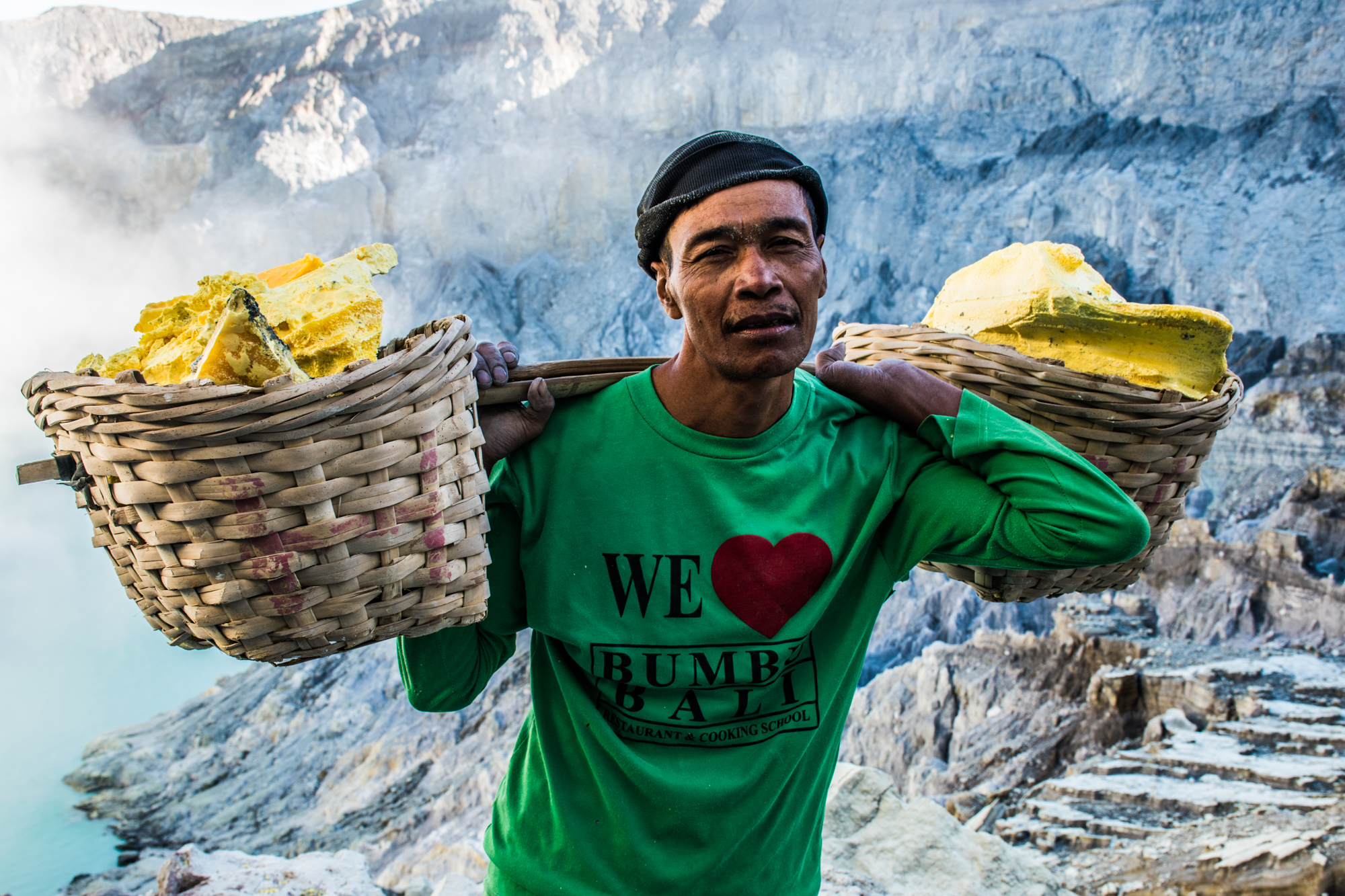 Fotoreport: Sirné doly sopky Kawah Ijel