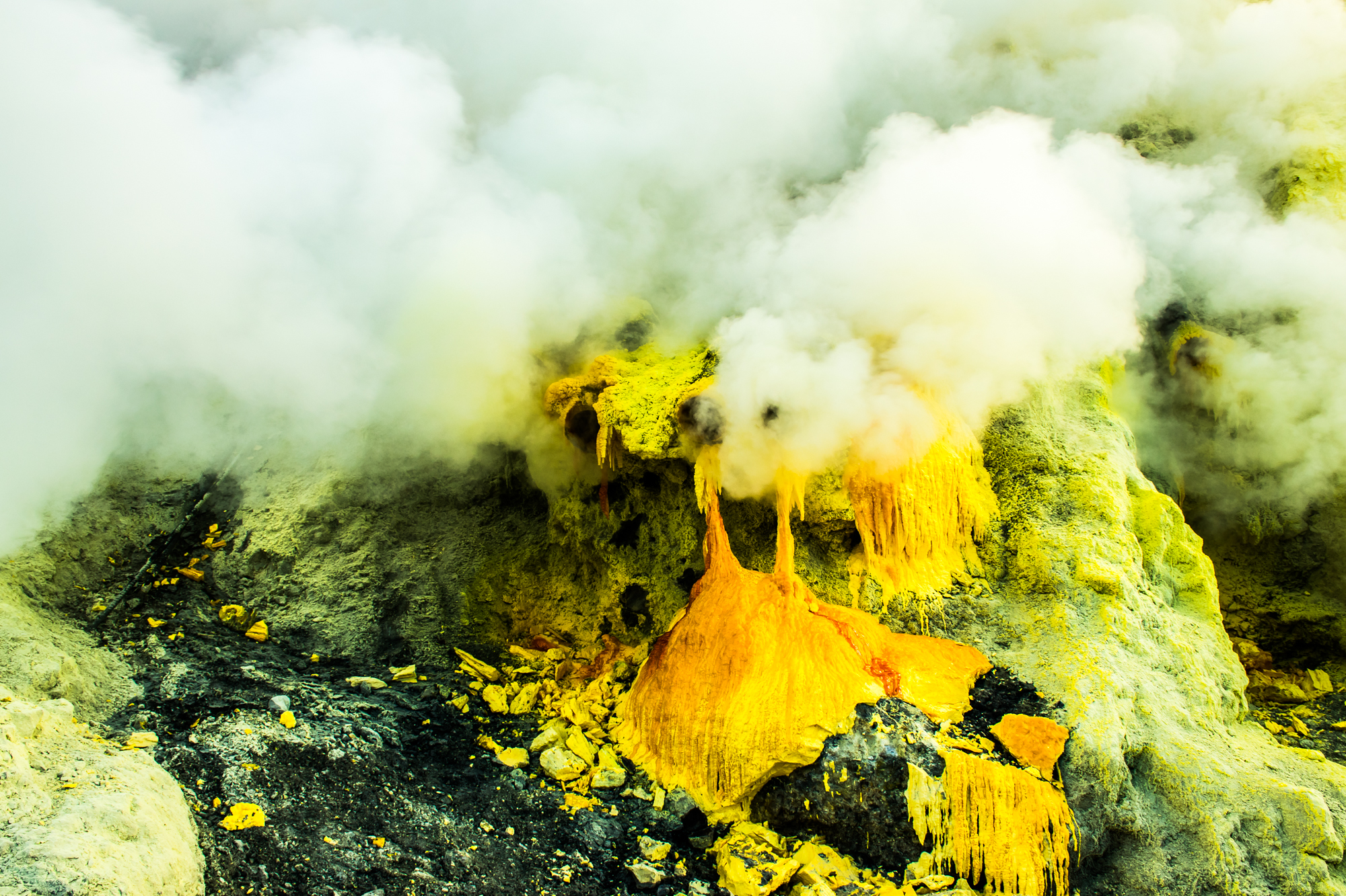 Fotoreport: Sirné doly sopky Kawah Ijel